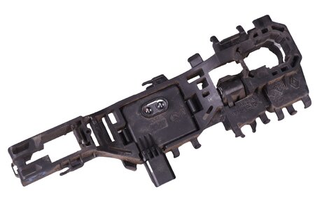 Držiak kľučky dverí zadných pravý - (senzor) 8200388110