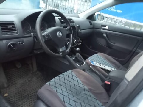 Volkswagen Golf V 1.9TDI 77kW