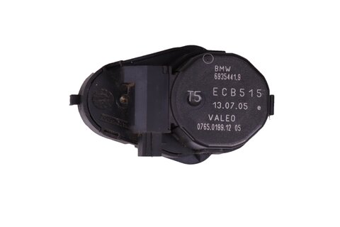 Elektrická klapka kúrenia - cirkulácia zadných sedadiel 64116935441