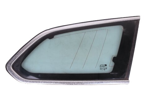 Sklo bočné zadné zelené pravé P - 13264966