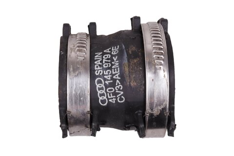 Hadica tlaková intercooler horná ľavá 4F0145979A