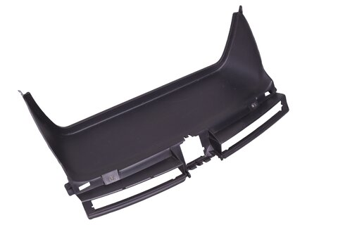 Kryt palubnej dosky stred 8209H7