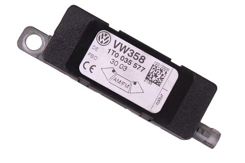 Anténny zosilňovač 1T0035577H
