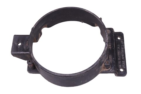 Držiak hmlového svetla pravý 6C11-15T222-AB