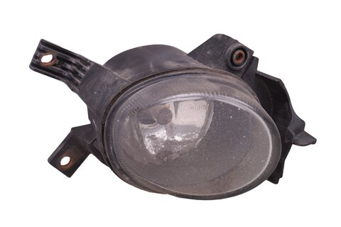 Predné pravé hmlové svetlo 8E0941700E