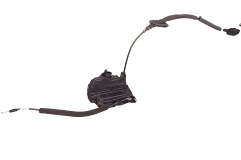 Zámok zadných dverí pravý (4 piny) 825002104R