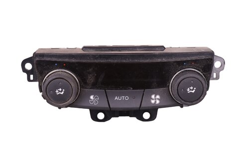 Panel ovládania automatickej klimatizácie (zadný) - 96773953XT