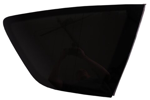 Sklo bočný kufor - pravé, čierne 6M21-R297B00-CD