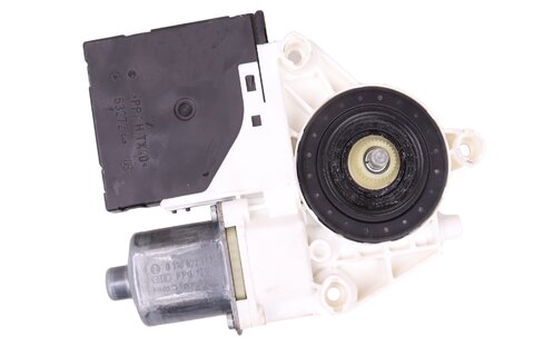 Motorček prednej sťahovačky pravý 5N0959702E