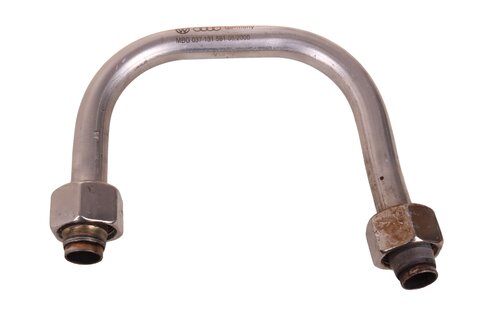 Rúrka EGR 037131581