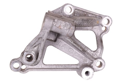 Držiak alternátora 9676870780