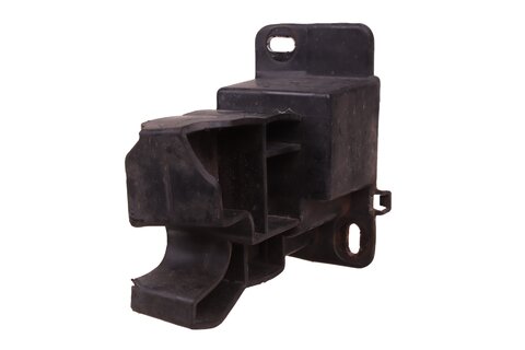 Pravý držiak predného nárazníka 620923103R