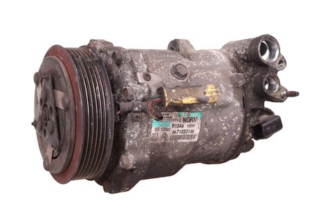 Kompresor klimatizácie 648706
