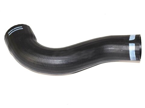 Hadice sania od intercooler (za kolenom)