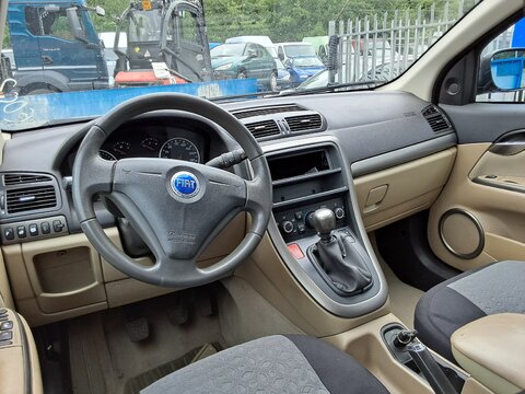 Fiat Croma 1.8 16V 103kW