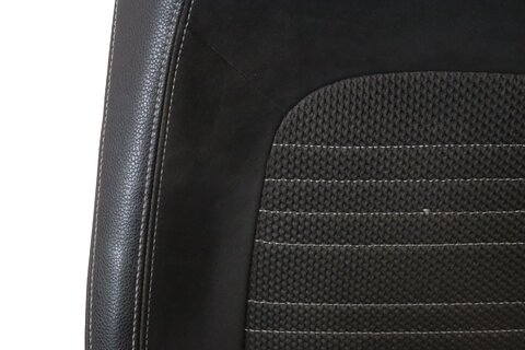 Sedadlo spolujazdca mechanické vyhrievané 1K8881405BN (YCB - čierna)