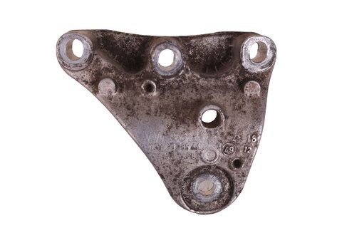 Držiak motora 600199185AA