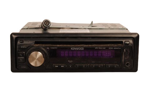 Autorádio s CD univerzálne