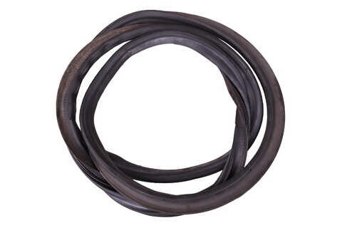 Gumové tesnenie veka kufra 1K8827705C