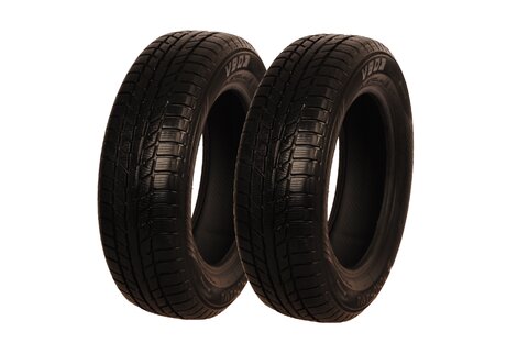 Súprava dvoch pneumatík ZIMNI 175/65 R14 82T YOKOHAMA V903 (6 mm) rok 2021