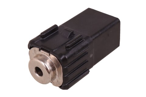 Zástrčka aux-in 8L8T-19A164-AB