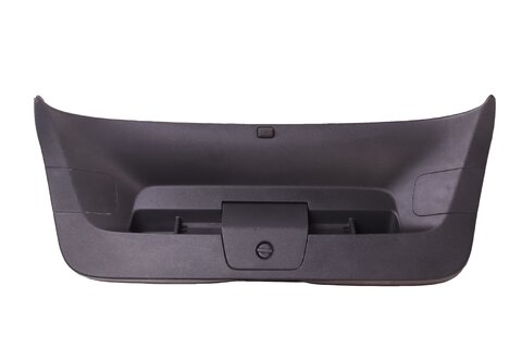 Výplň zadního víka hatchback 5G6867605E