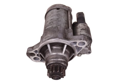 Startér 1,5kW 02M911024J