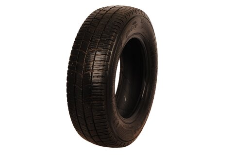 Pneumatika užitková CELOROČNÍ 205/70 R15C 106/104R KLEBER Transpro 4S (7 mm) rok 2020