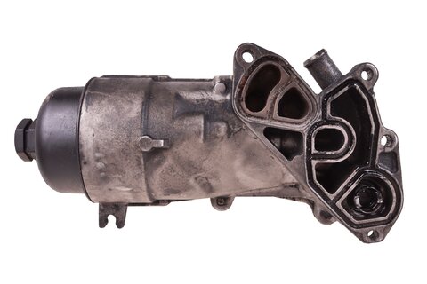 Držiak olejového filtra s chladičom AV2Q-6L625-AA