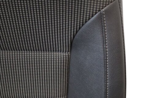 Sedadlo spolujazdca koža/látka mechanické čierne (TAEJ) 13333772