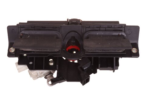 Madlo piatych dverí 4B0827565J