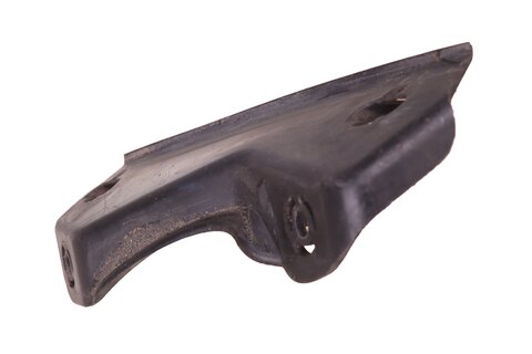 Držák předního nárazníku levý 3C0807505