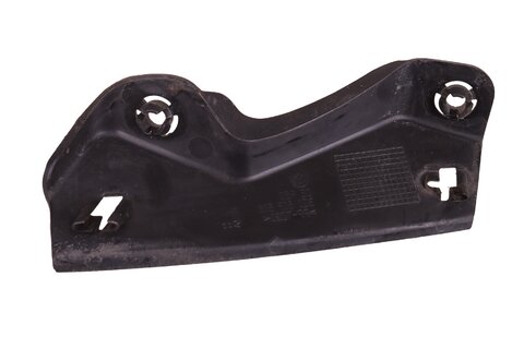 Držák předního nárazníku pravý 3C0807506