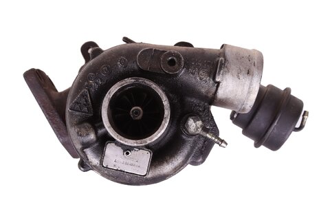 Turbodmychadlo 028145701L