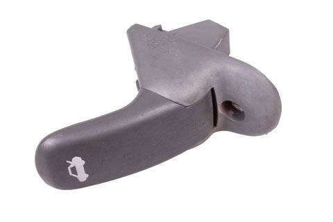 páčka otváranie zadných dverí