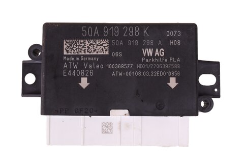 Riadiaca jednotka k parkovaciemu navádzaciemu asistentovi 5QA919298K