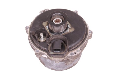 Alternátor chladený vodou 150A 12317508054