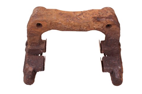 Držiak zadného brzdového strmeňa pravý 1J0615426