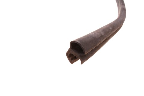 Tesnenie kapoty prednej - 4E0823731A