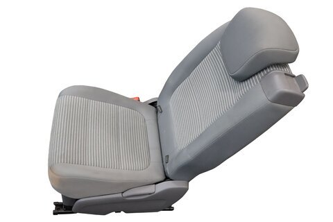 Sedadlo druhého radu šedej pravej 7N5883405A