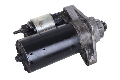 Štartér 2,2kW 070911023B