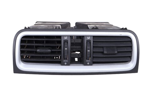 Výdych kúrenia - stred strieborný rámček 5J0820951