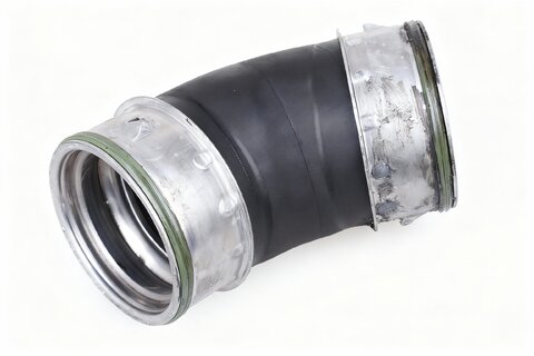 Hadica tlaková intercoolera spodná 7L6145967B