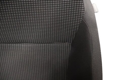 Sedadlo spolujazdca mechanické vyhrievané čierne sklopné 8864E7