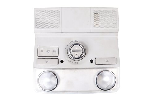 Stropné vnútorné svetlo 3T0947105G