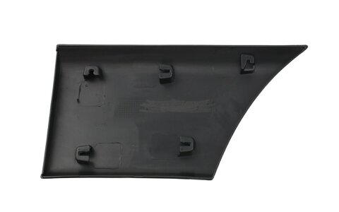 Ľavá bočná lišta zadného previsu krátky a stredný rázvor krátky previs bez pozičných svetiel