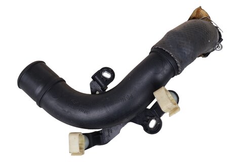 Hadica plniaceho vzduchu - intercooler 144601001R