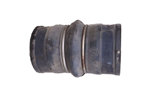 Gumová hadica sania od intercoolera k saniu motora 144630767R