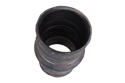 Gumová hadica sania od intercoolera k saniu motora 144630767R