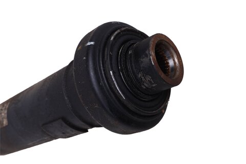 Kardan - pozdĺžny hnací hriadeľ - predný 7P0521101G